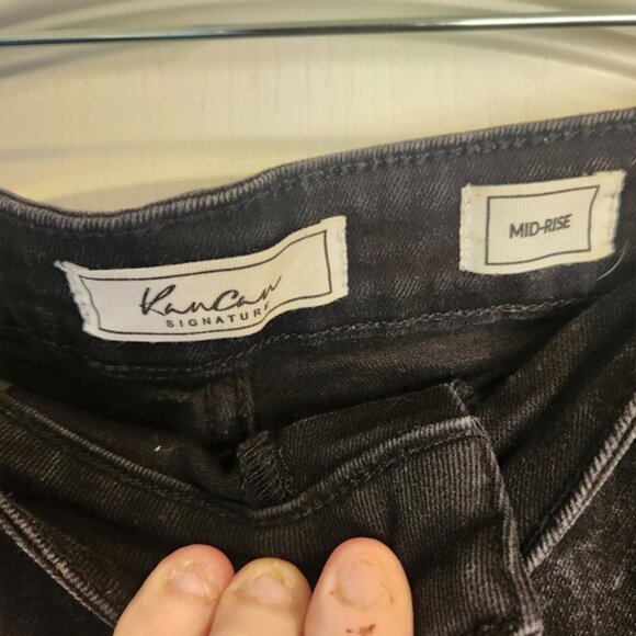 Kancan Womens mid rise shorts size 29 EUC - Picture 3 of 5